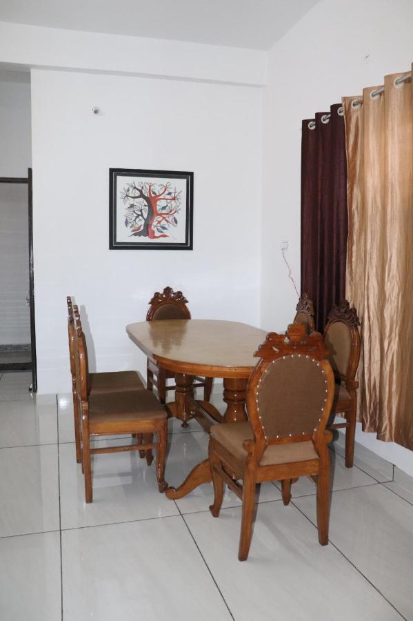 Aashiyana Home Stay Bhopal Esterno foto
